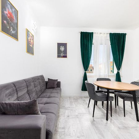 Lions Suites Split Buitenkant foto